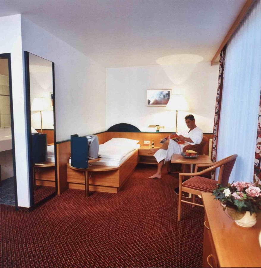 Parkhotel Zur Klause Bad Hall Eksteriør billede